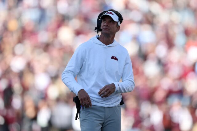 Lane Kiffin deixa Ole Miss pela LSU em movimento chocante: