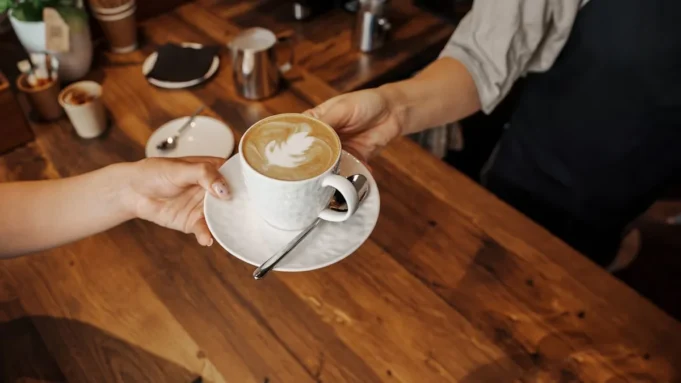 Pickup Coffee atende 20 novas lojas todos os meses nas